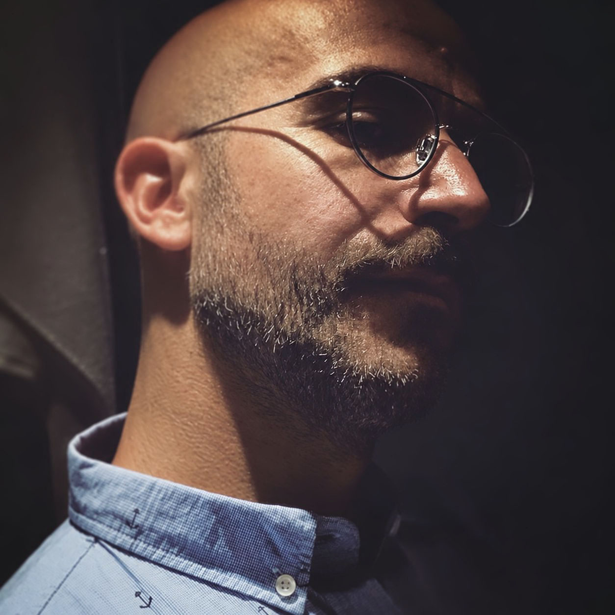 Portrait de Guillaume Louyot, réalisateur et chef monteur